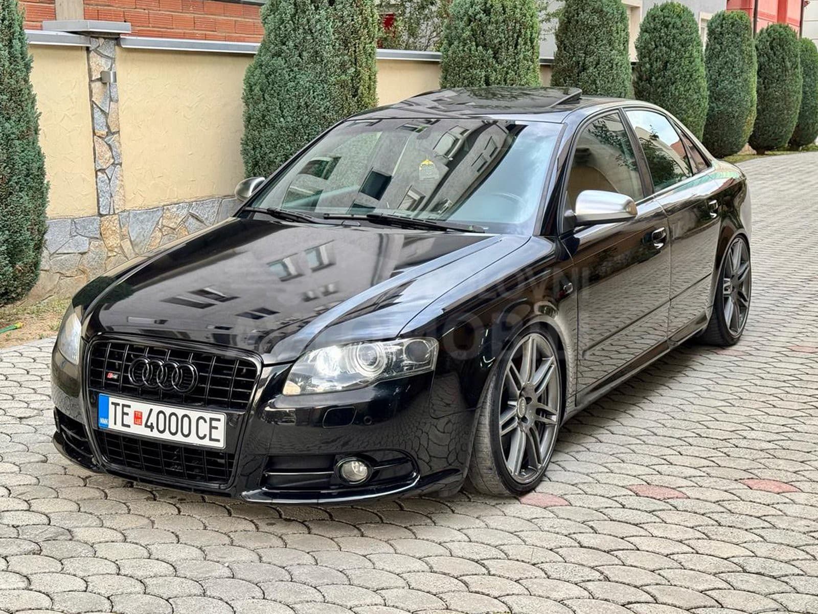 Audi S4. 4.2 quattro CH